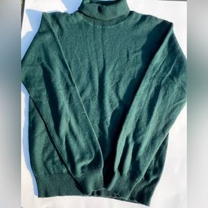 Cashmere turtleneck sweater S